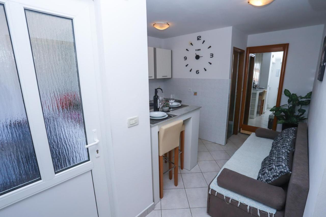 Apartment Ivica Porec Exterior photo