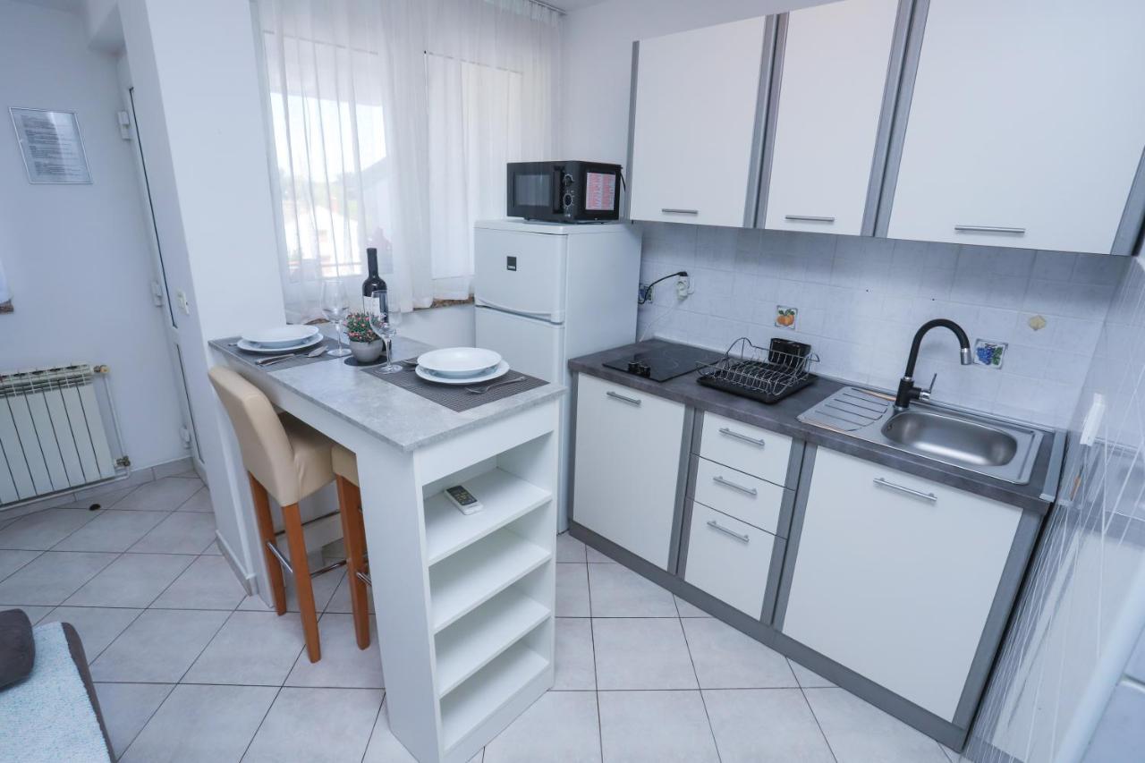 Apartment Ivica Porec Exterior photo